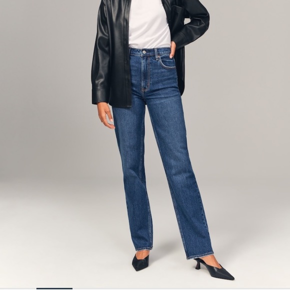 Ultra High Rise 90s Straight Jean - Picture 3 of 9